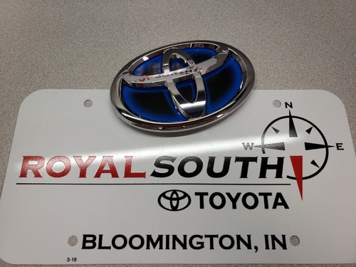 Emblema Maletera Compuerta Toyota Highlander 2014 2015 15dia