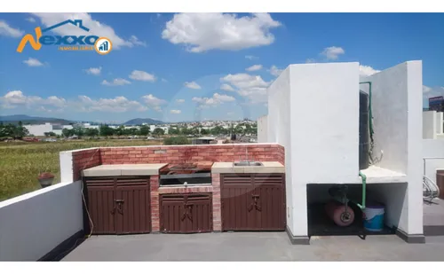 Casa En Venta En Juriquilla