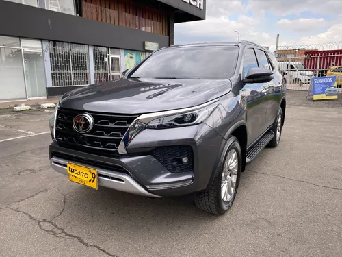 Toyota Fortuner 2.4 SRV AT
