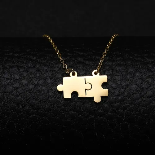 Collar Para Mujer Con Dije Puzzle Rompecabezas Color Oro