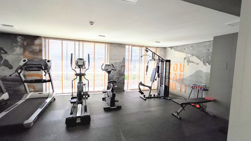 Edificio Apóstol Santiago (1 Est. 1 Bod.) Vista Sur Piso 1