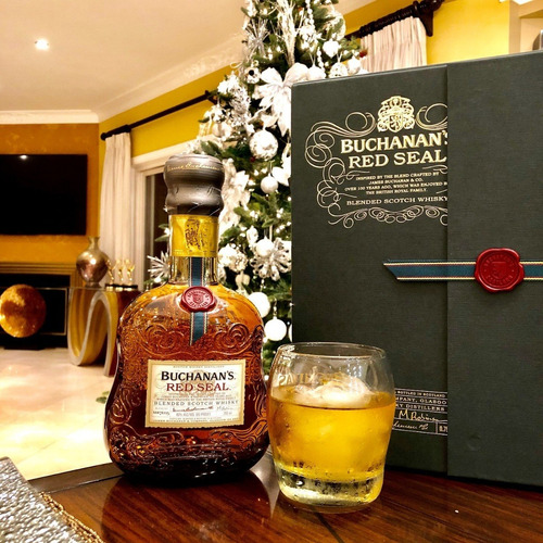 Imagen 4 de 8 de Whisky Buchanan´s Red Seal 750ml En Estuche