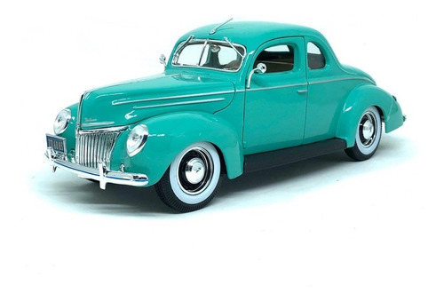 Miniatura Carro Ford Deluxe 1939 Verde 1:18 Maisto