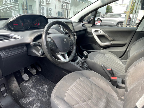 Peugeot 208 1.6 Allure