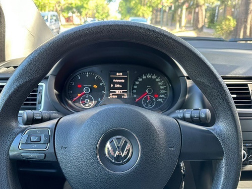 Imagen 22 de 24 de Volkswagen Fox Comfortline 1.6 3 Puertas 2013 U/mano 45.000k