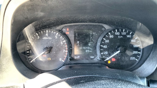 Imagen 13 de 14 de Nissan Frontier 2.5 2018