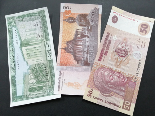 Set De 3 Billetes Internacionales, Papel, Sin Circular (Usado)