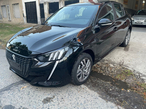 Peugeot 208 Feline At 2024