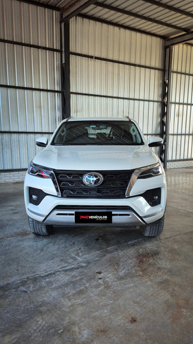 Toyota Hilux SW4 2.8 Srx 177cv 4x4 7as At