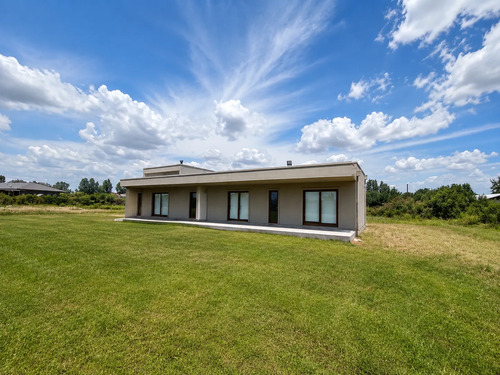 Parcela De 5.000m2 Con Casa De 3d 3b En Tutuquén, Curicó