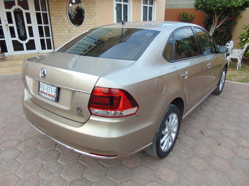 Volkswagen Vento 1.6 Highline Mt