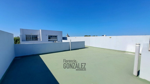 Terraza Amplia Ideal Quincho - Cochera Cubierta - Parrilla