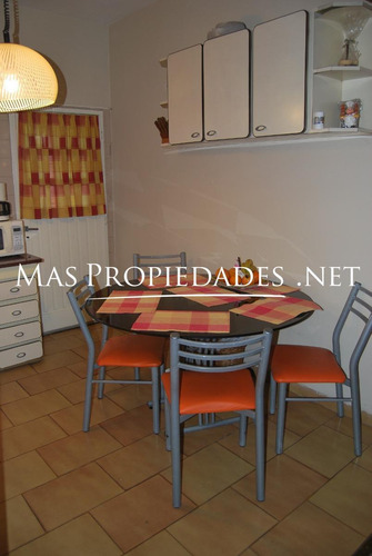 Imagen 8 de 14 de Casa En Venta De 4 Ambientes En Berazategui
