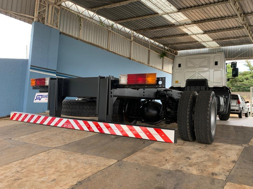 Ford Cargo 1319 Toco 4x2 2013