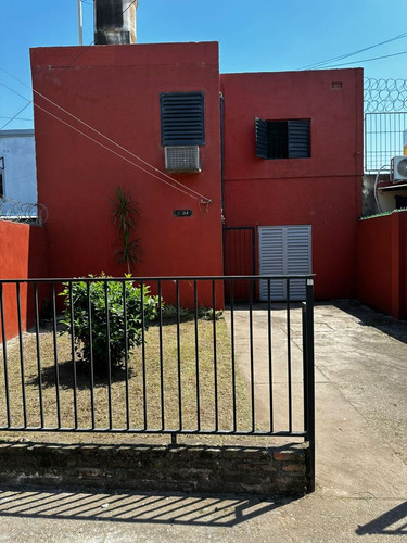 Casa En Venta En Barrio Feput