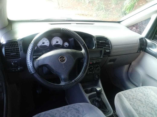 Zafira 2.0 Gasolina 2001 7 Lugares Completa