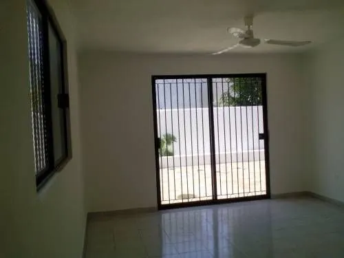 Casa En Renta En Merida F-1156, 2 Rec. Col Brisas Chuburna $9,900