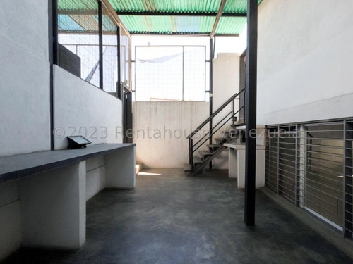 %# Edificio En Venta Con Grandes Oportunidades Para Invertir Al Centro- Este De Barquisimeto #$% Kenlimar Nieto 24-4370 &%$#
