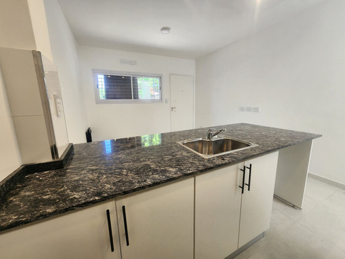 Venta Ph Casa 3 Ambientes Caseros Terraza