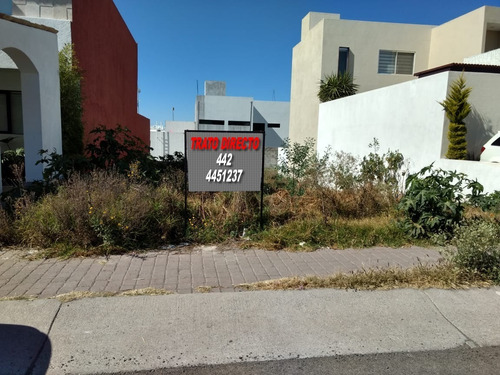 Terreno De 255 M2 En El Refugio, 10 X 25, Gran Ubicación, De