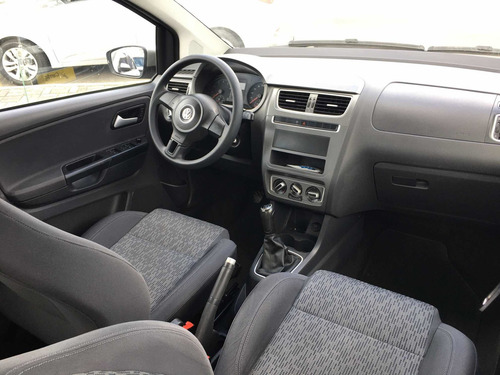 Imagem 3 de 4 de Volkswagen Fox 2014 1.0 Trend Tec Total Flex 5p