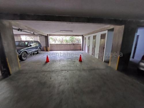 Espectacular Apartamento En Alquiler Santa Paula.25-2063 K.o