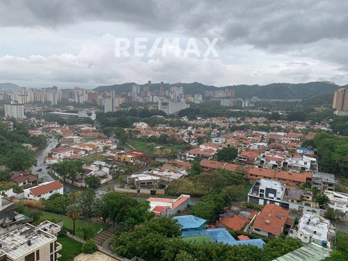 Imagen 1 de 10 de Alquilo Apartamento Calle Cerrada En El Parral Piso 11 Mm 224114
