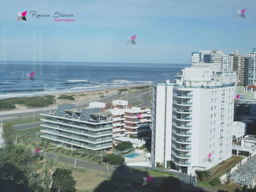 Imagen 5 de 30 de Venta De Apartamento De 3 Dormitorios En Brava Punta Del Este En Edificio Wind Tower