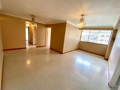 Imagen 3 de 11 de Venta De Apartamento El Cabotaje, Los Teques.
