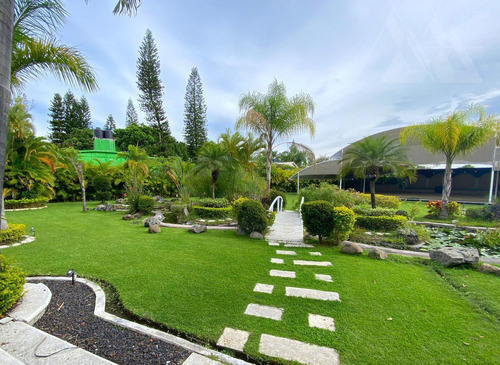 Venta Jardín De Eventos Funcionando En Pedregal De Las Fuentes, Jiutepec Morelos