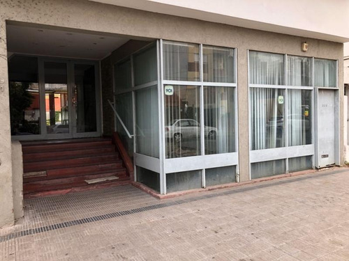 Imagen 2 de 11 de Venta De Oficina En 63 E/ 2 Y 3