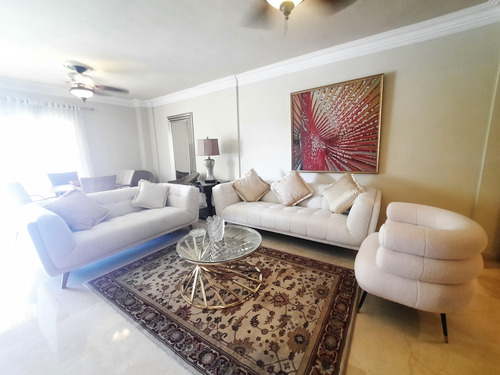 Se Renta Apartamento Amueblado 3 Habitaciones En La Av. Anacaona