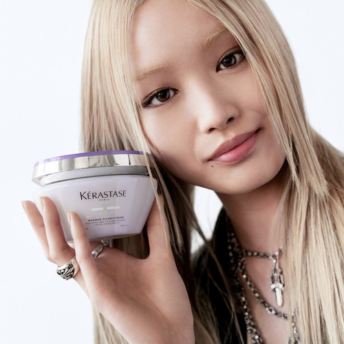 Imagen 8 de 8 de Kerastase Blond Absolu Masque Cicaextreme Máscara X 200 Ml
