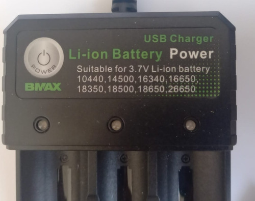 Imagem 8 de 8 de Baterias 18650 2unidades + Carregador Tripl 3,7/4,2v 9800mah