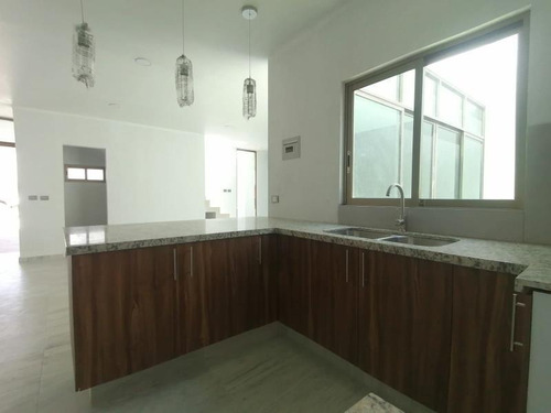 Imagen 8 de 12 de Casa Sola En Venta Privada Quinta Bonita