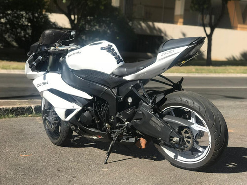 Imagem 2 de 4 de Kawasaki Zx6r