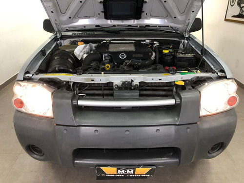 Imagem 11 de 13 de Nissan Frontier Xe 4x2 2.8 Eletronic (cab. Dupla) Diesel M