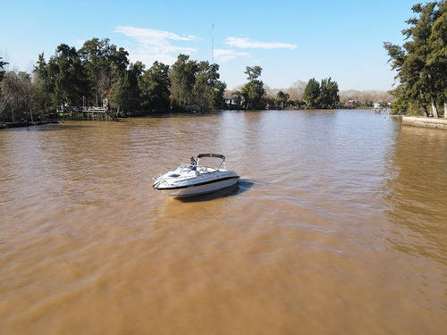 Imagen 12 de 18 de Lancha Canestrari 215 Cuddy-mercruiser 4.3 220hp Bravo3 Dp