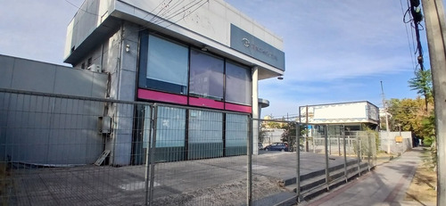 Excelente Local Comercial 654 M2 En Privilegiada Esquina