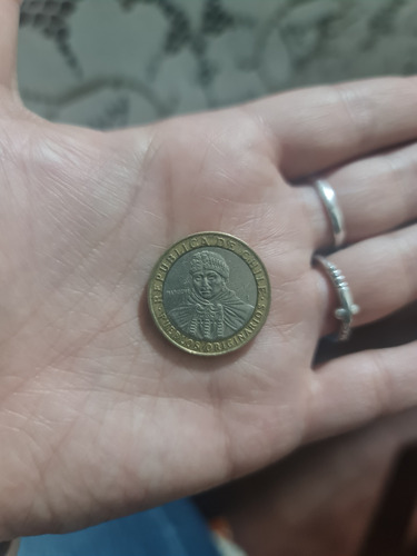Antigua Moneda Chilena 100 Pesos 2010 Muy Cuidada (Usado)