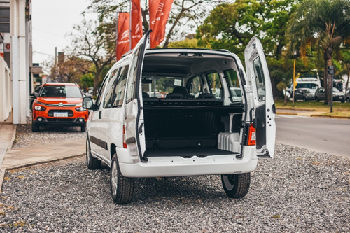 Imagen 4 de 10 de Citroen Berlingo Multispace Hdi 92 Xtr Am22.5