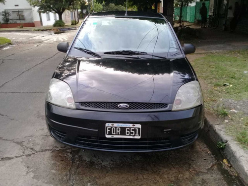 Imagen 2 de 9 de Ford Fiesta Max 1.6 Con Gnc /nafta 2006