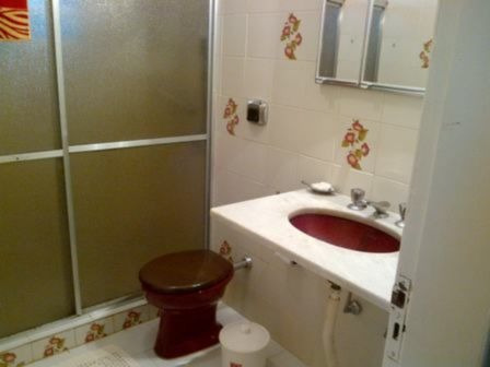 Casa Em Cavalhada Com 3 Dormitórios - Mi11404