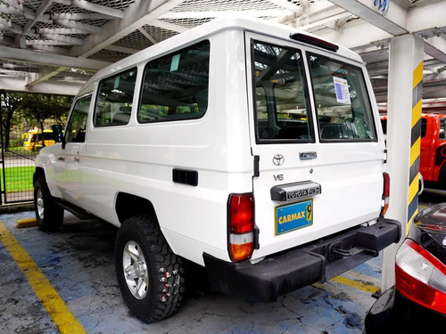 Toyota Land Crusier Care Monja