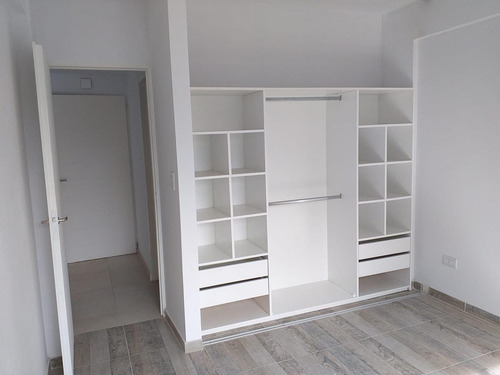 Imagen 8 de 10 de Departamento - Adrogue