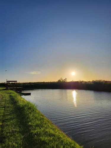 Lote Al Rio En El Naudir Escobar