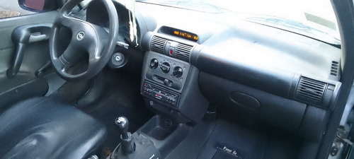 Chevrolet Corsa 1.6 Gl 3 puertas