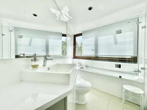 Moderna, Impecable, Amoblada Zona De Sn Francisco Logde
