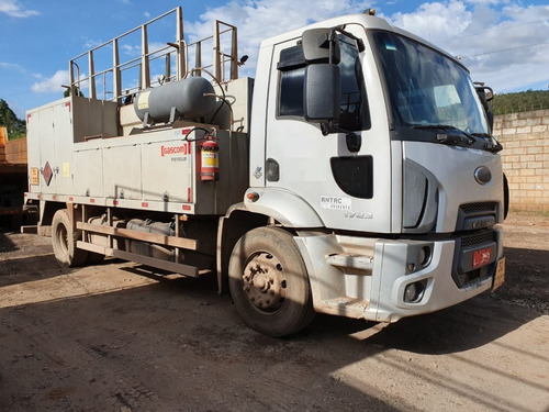 Ford Cargo 1723 4x2 Ano 2014 Comboio Gascom 6.000 Litros