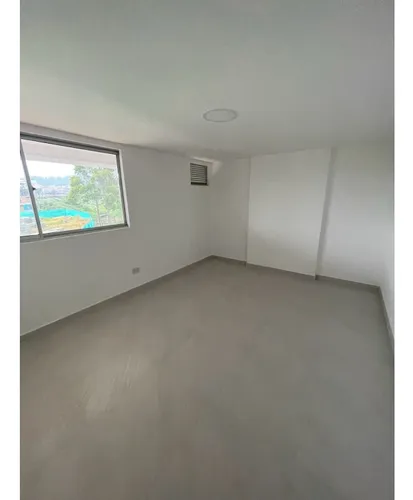 Se Vende Apartamento Y/o Local Tipo Duplex Primer Piso En La Ceja